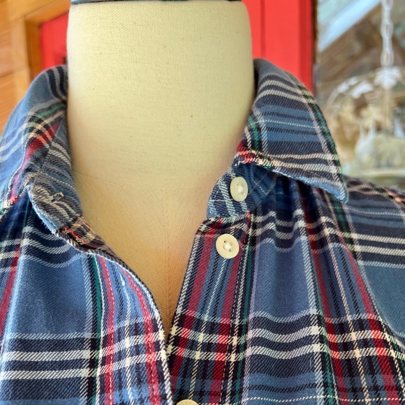 Lauren Jeans Co. Plaid Flannel Shirt - Picture 4 of 10